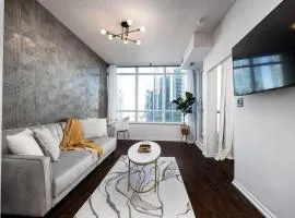 Charming 1BR and Den in Downtown Toronto with Balcony