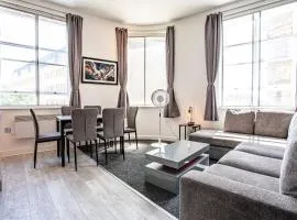Modern 3-Bed 2 Bath Flat Sleeps 6 · Halifax Centre