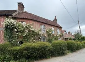 Sleeps 5 with in picturesque Chiddingly