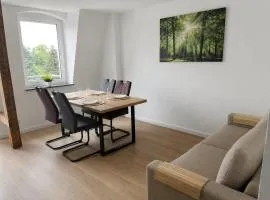 Modernes Design-Apartment mit Balkon & WLAN