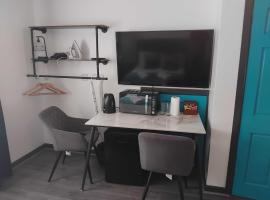 EW Guesthouse near Airport & NEC，位于马斯顿格林伯明翰机场附近的酒店