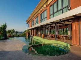 Breezehill Khao Kho Hotel