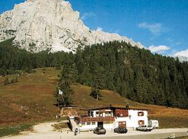 Rifugio Passo Duran C.Tomè，位于Chiesa的酒店