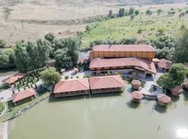 Lchak Hotel
