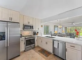 Spacious 2BR 2BA apartment close to the beach
