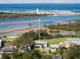 Boardwalk Bungalow - pristine ocean views