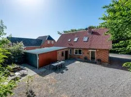 Modernized Ground Floor Holiday Apartment In Stadil