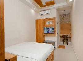 MK Residency Calicut - Kozhikode City Centre & Near Baby Memorial Hospital,位于科泽科德的酒店