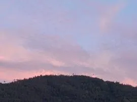 Chez Louise: onde a Serra beija o Céu