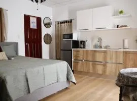 The Cozy Beach Studio