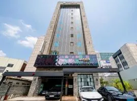 Jardin Hotel