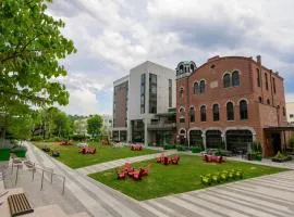 Hotel West & Main Conshohocken, Tapestry Collection Hilton