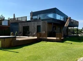 Villa Trio - Golf villa, BBQ, sauna and hot tub