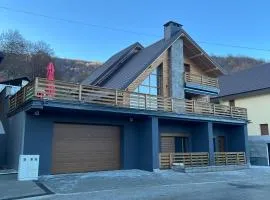 Villa Lake House