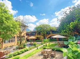 Secret Valley Retreat