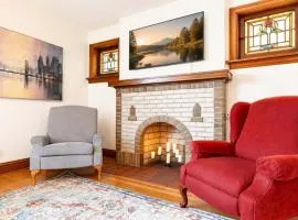 The Fillmore House - Historic 2BR Near Carondelet