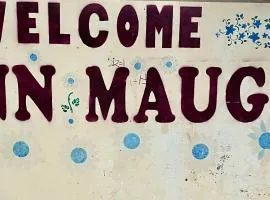 Inn Maugay Bed and Bath