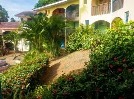 Studio charmant à Sainte-Anne avec piscine privée, 25 m²