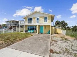 Flagler Beach Ocean View Home Wraparound Balcony, Beach Access, Sleeps 8, Walk to Shore