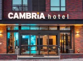 Cambria Hotel Washington DC Navy Yard Riverfront