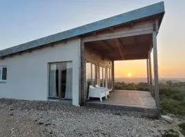 Gemütliches Holzhaus 1 auf der Quinta Oak Tree Land mit Weitblick & Pool