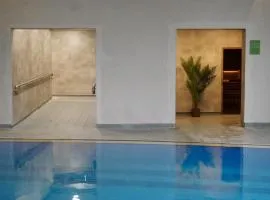 Twin Trees Hotel & Brusna Falls Leisure