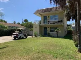Jasmine Beach Loft Flagler Beach - 2 Blocks to the Beach!