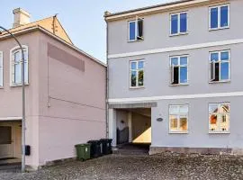 2 Bedroom Nice Apartment In Faaborg