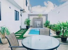 Casa con piscina privada para familias