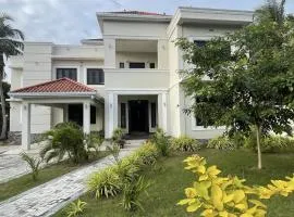 Palm Breeze Villa