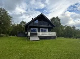 Karnes Lodge