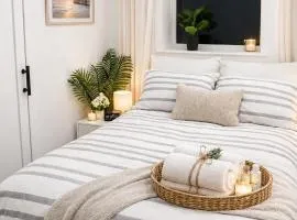 UNLIMITED-PEACE PRIVATE STUDIO APARTMENTs