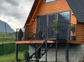 Lunara Chalet