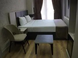 Real Hotel Van