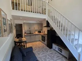 Cosy Moat House Cottage #2