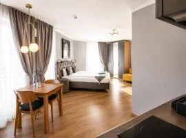 Boardinghouse City Home - Living