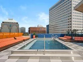 DT Delight Downtown Living Two-Bedroom Endless Access