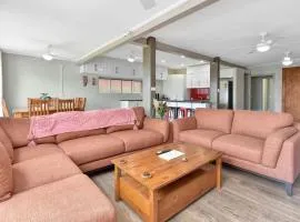 Coal d' Vine Entertainer - Cessnock NSW