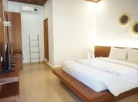 Lantis Corp Inn