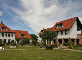 Apartment in Liepe mit Großem Garten by Interhome