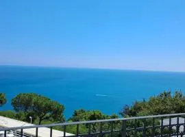 Il Faro, Sirolo centro Vista Mare