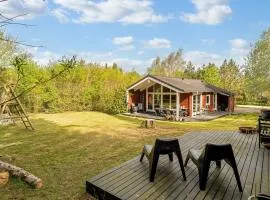Holiday Home Marjanna - 700m to the fjord by Interhome