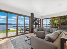 Swan Lake House