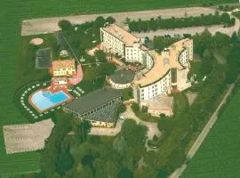 费德里克伊尔酒店