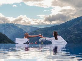 Luna Volcán, Adventure SPA - formerly Luna Runtún，位于巴尼奥斯的酒店