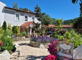 Apartamenty Amadeus & Trattoria Matteo e Raffaello