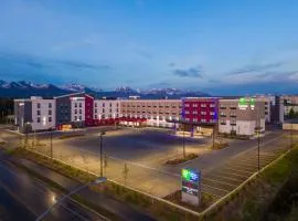 Holiday Inn Express & Suites Anchorage - Midtown