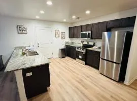 Brand New Modern Home near hospital & restaurant