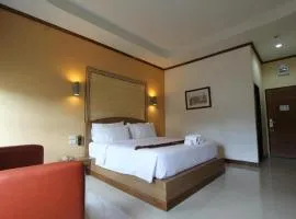 Thada Chateau Hotel