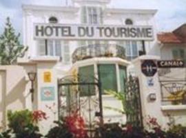 Hotel Du Tourisme，位于伊苏瓦尔的酒店